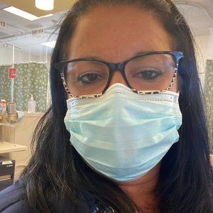 Meet your Posher, Ali